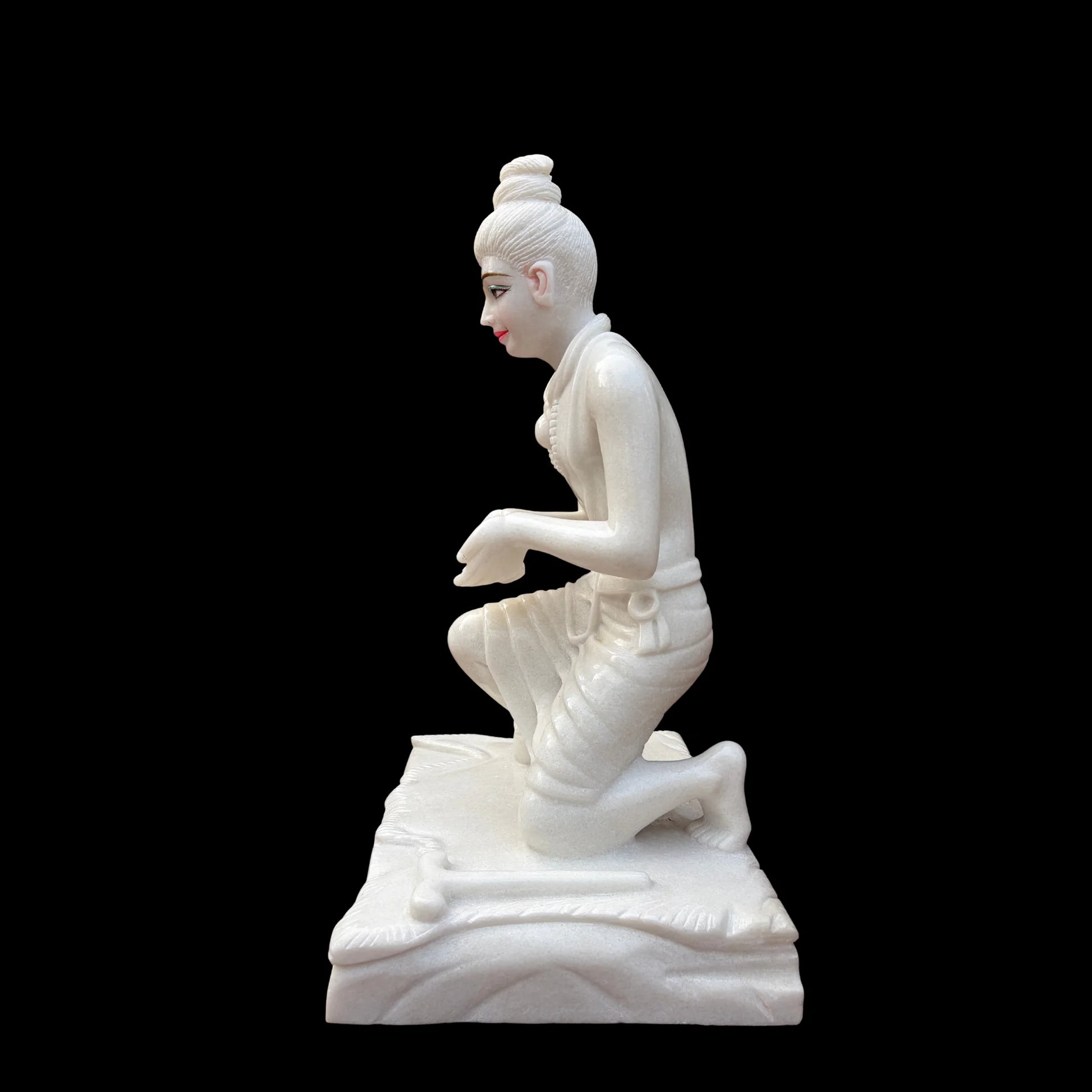 Neelkanth Bhagwan Marble Murti Side View