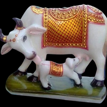 Handcrafted White Marble Cow and Calf Statue for Home Décor